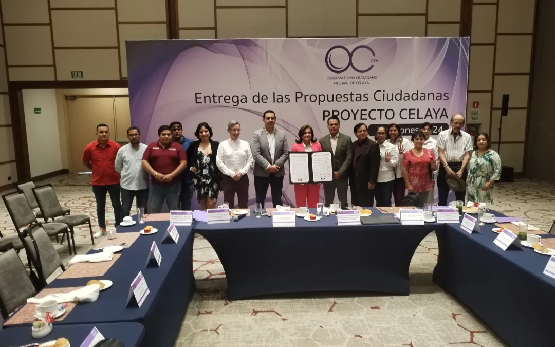 Firma del “Proyecto Celaya” con la Candidata Alma Alcaraz Hernández