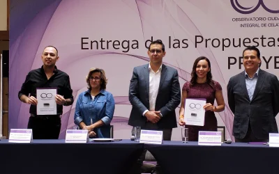 Firma del “Proyecto Celaya” a la candidata Yulma Rocha Aguilar